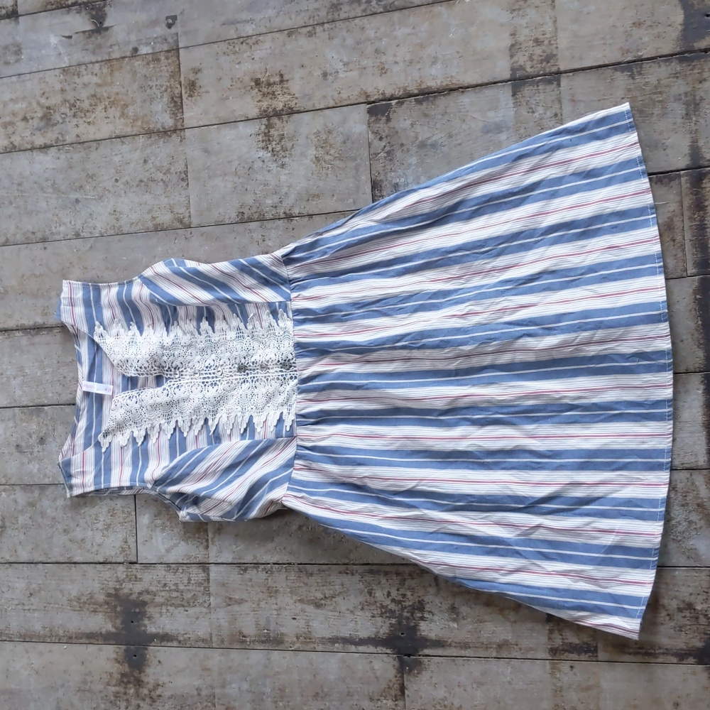 Women's knee length dress